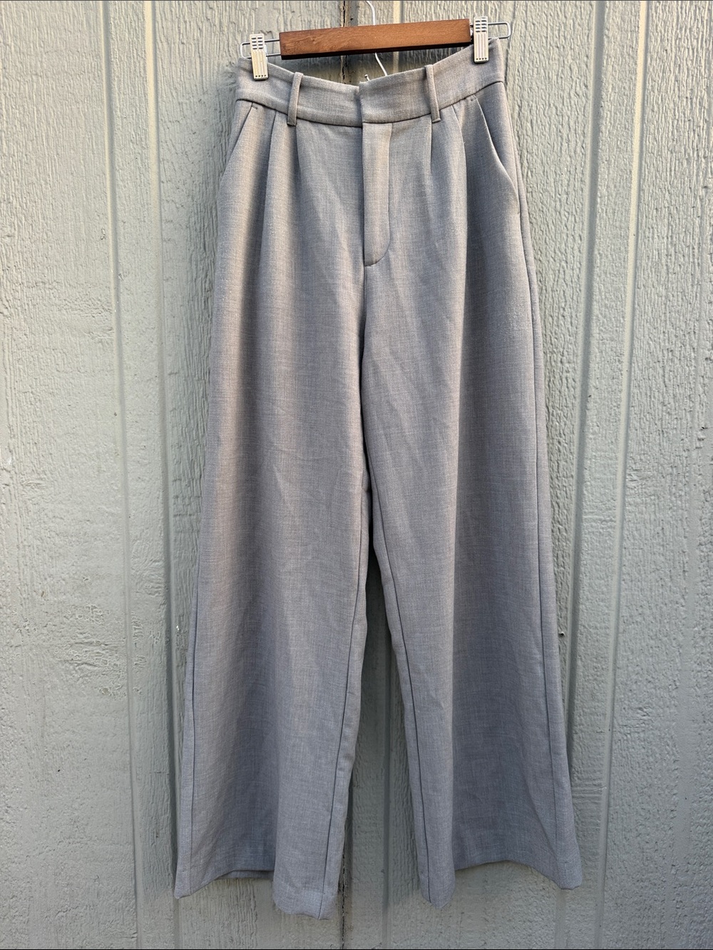 Abercrombie and Fitch The Sloane Wide-Leg Light Gray Pants Size: S